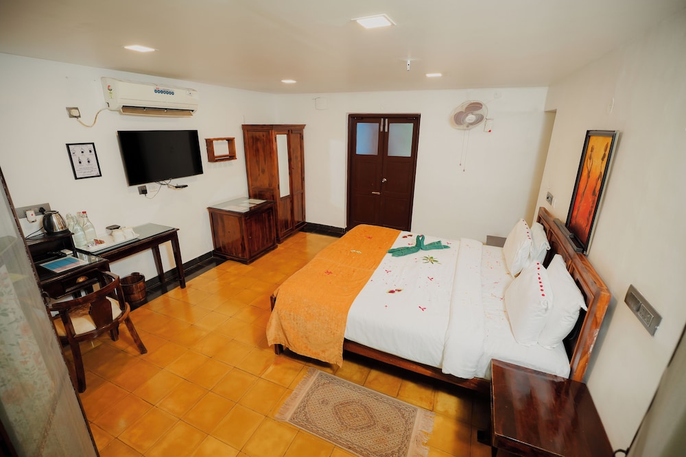 Red Earth Kabini 17/49