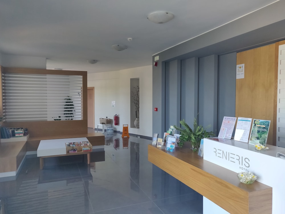 Renieris Hotel 56/75