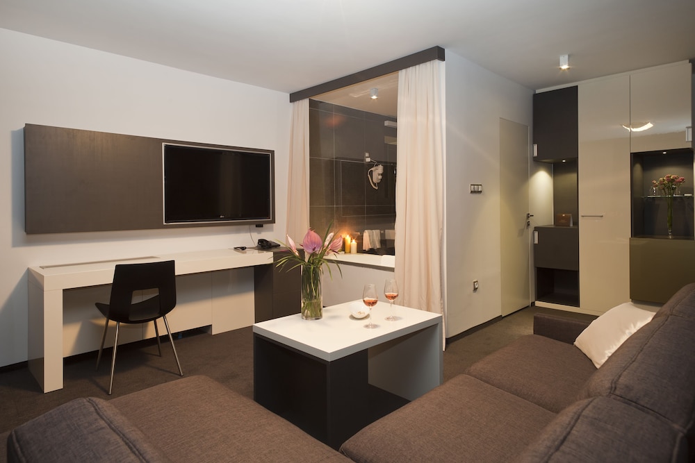 HOTEL CITY MARIBOR 38/63