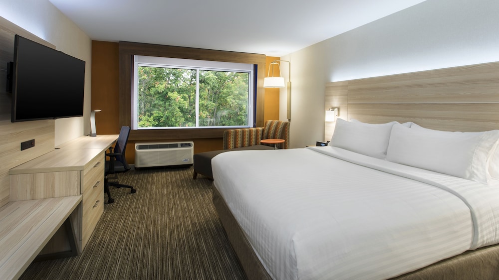 Holiday Inn Express Suites Medina 14/46