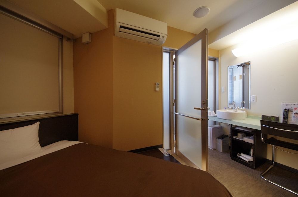 Urbain Hiroshima Executive 16/49