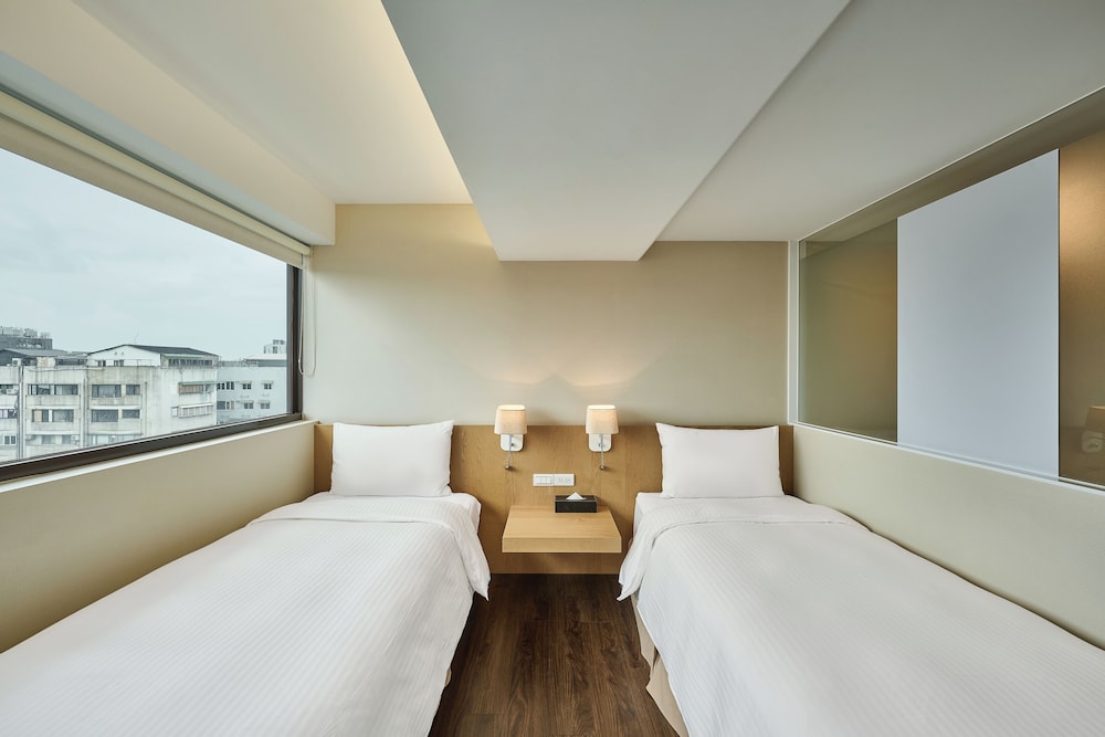 STANDARD, TWIN BEDS