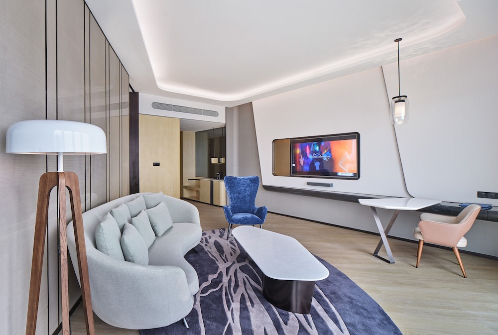 Renaissance Zhuhai Hotel 30/50