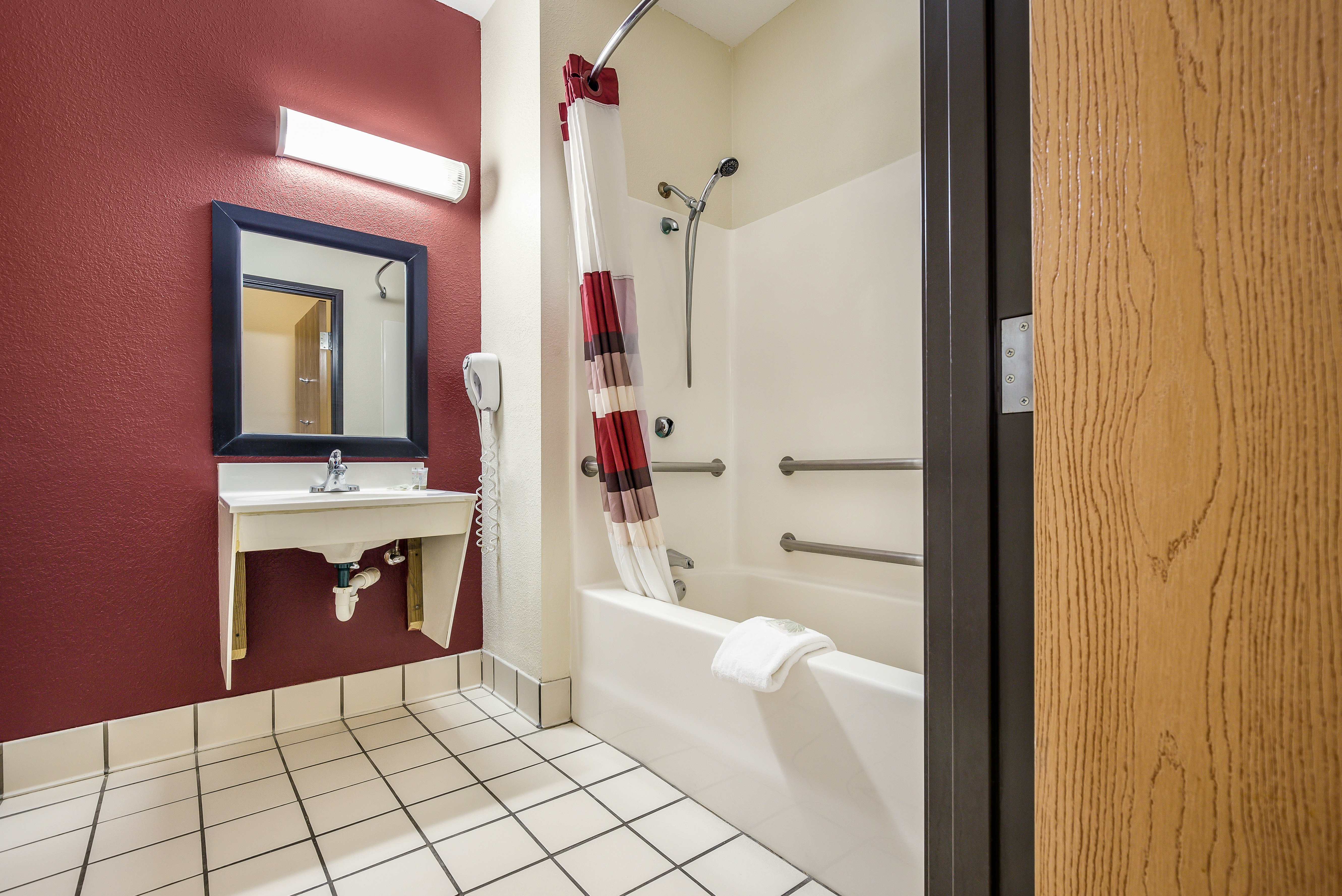 Red Roof Inn St Louis - Troy, IL 47/47