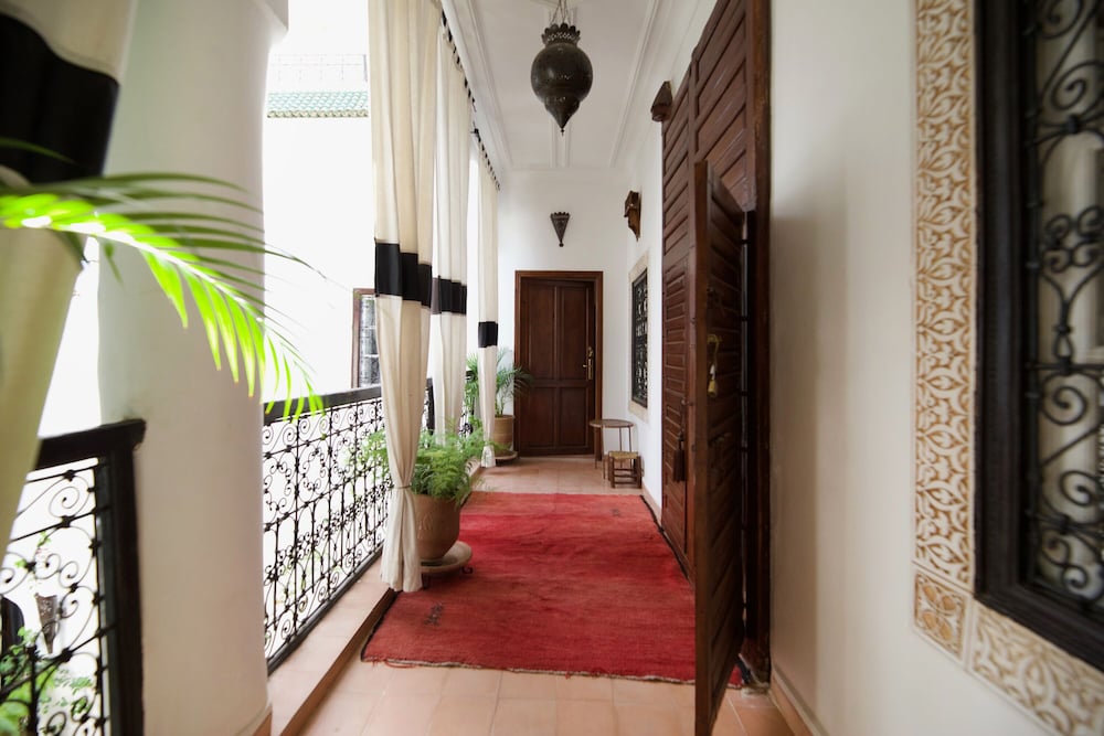 Riad Noor Charana 8/50