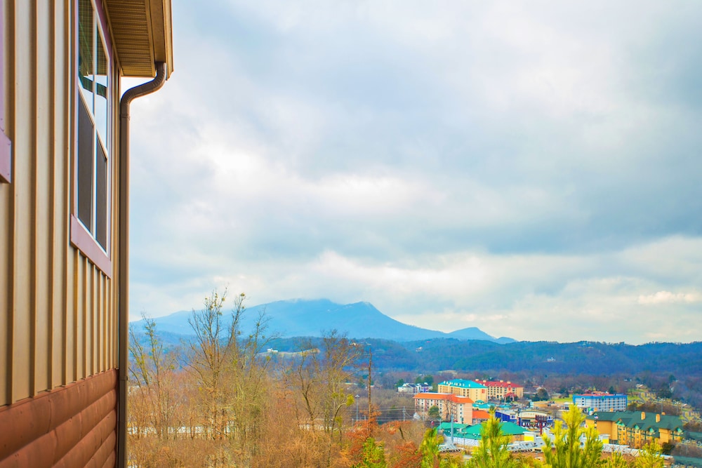 The Lodges At The Great Smoky Mountains 31/41