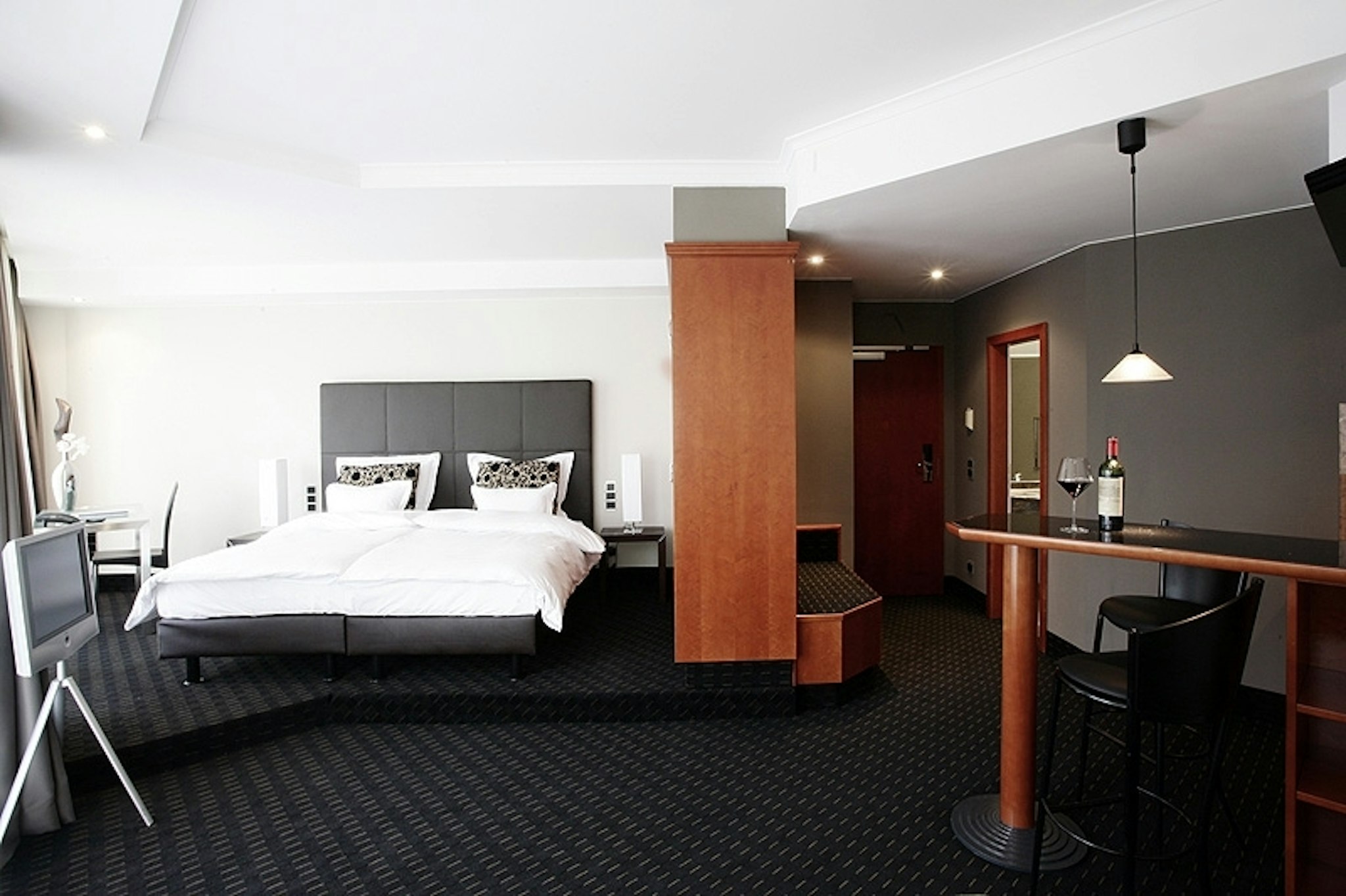 BOSTON HAMBURG HOTEL 1/6
