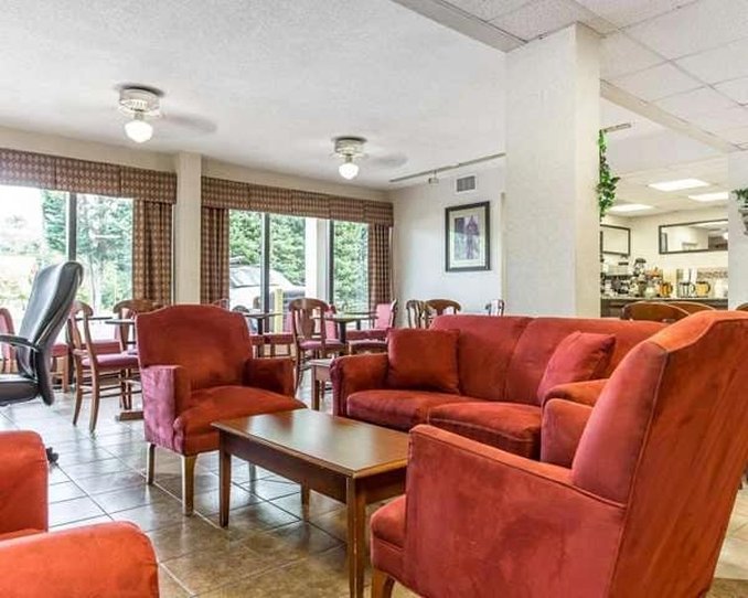 Townhouse Winston Salem - University 23/27