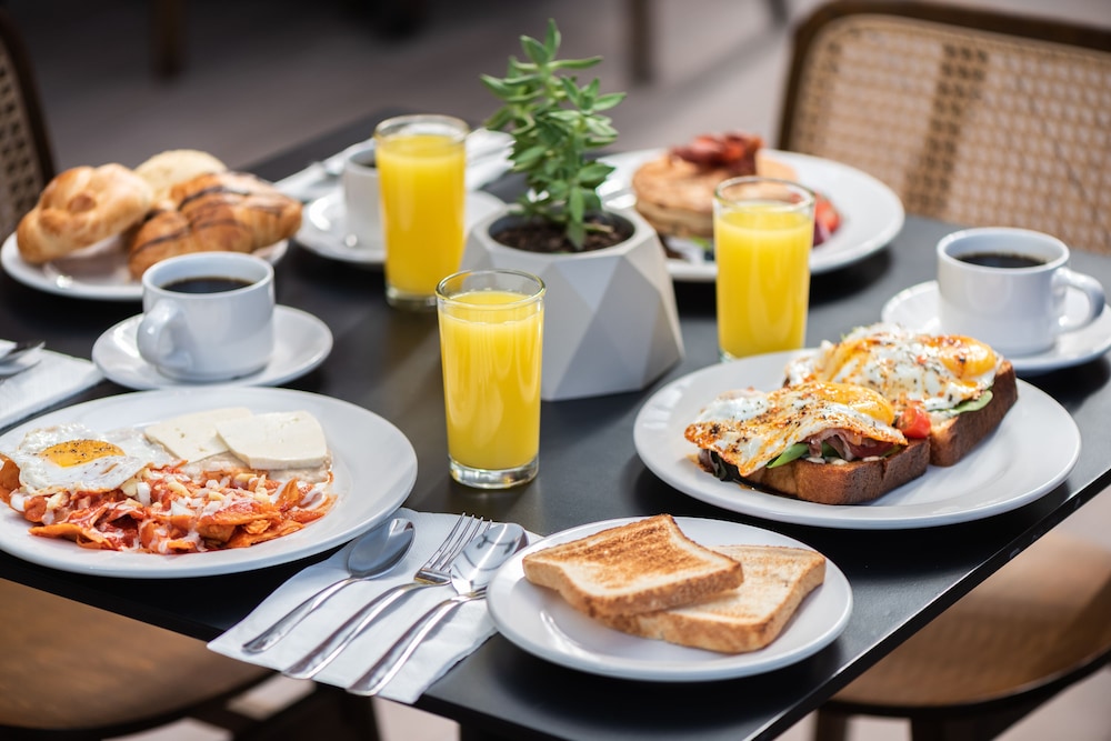 Fulton Business Luxury Hotel 33/49