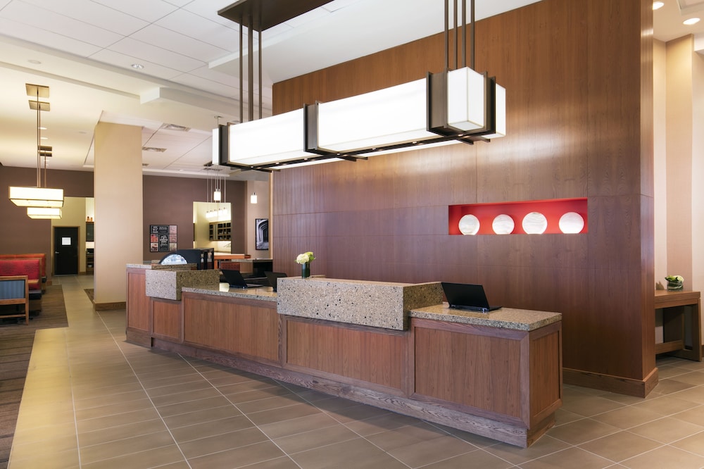 Hyatt Place Charleston - Historic District 8/68