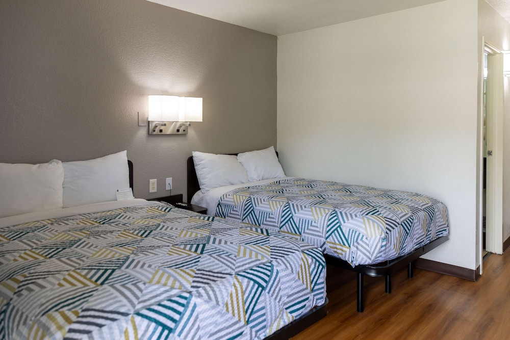 Motel6 Lufkin, TX 8/29