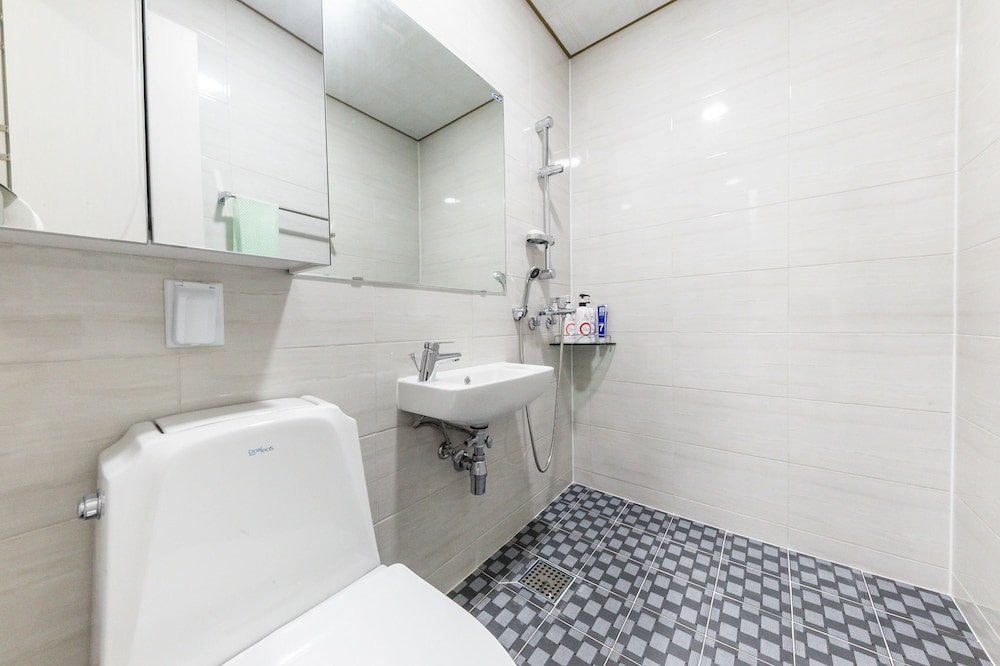 Js Hotel 34/38