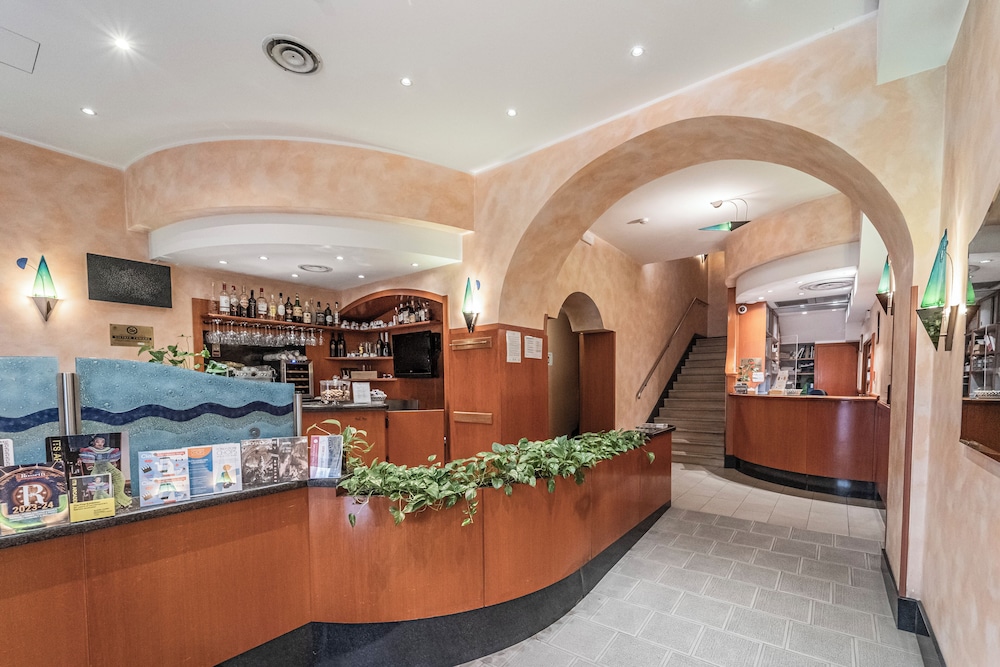 Hotel Italia 7/61