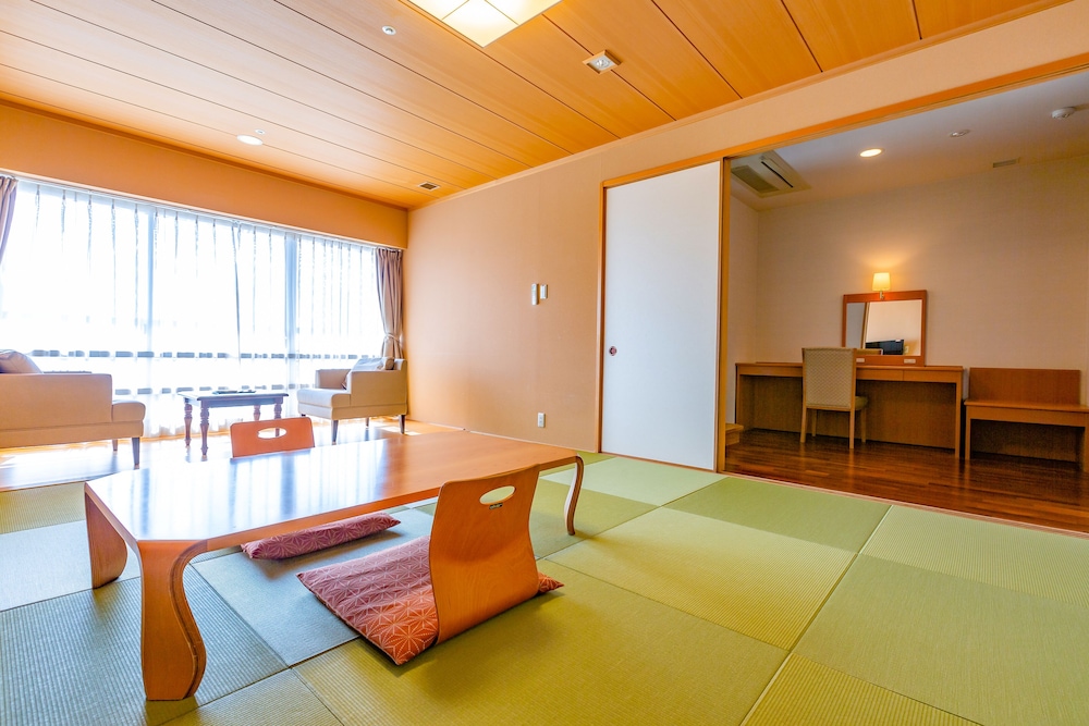 Ooedo-Onsen Monogatari Minoh Kanko Hotel 28/44