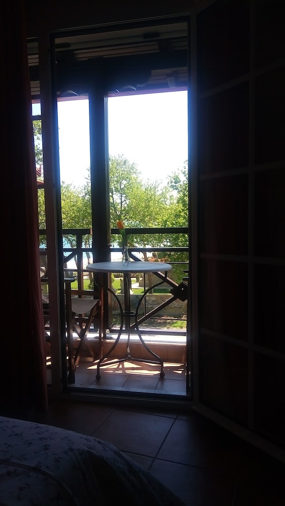 Morfeas Hotel 24/50