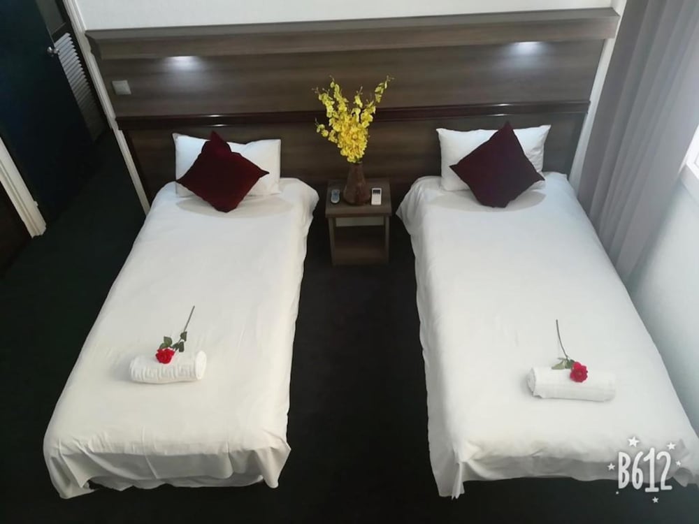 Hotel Le Paris 35/56