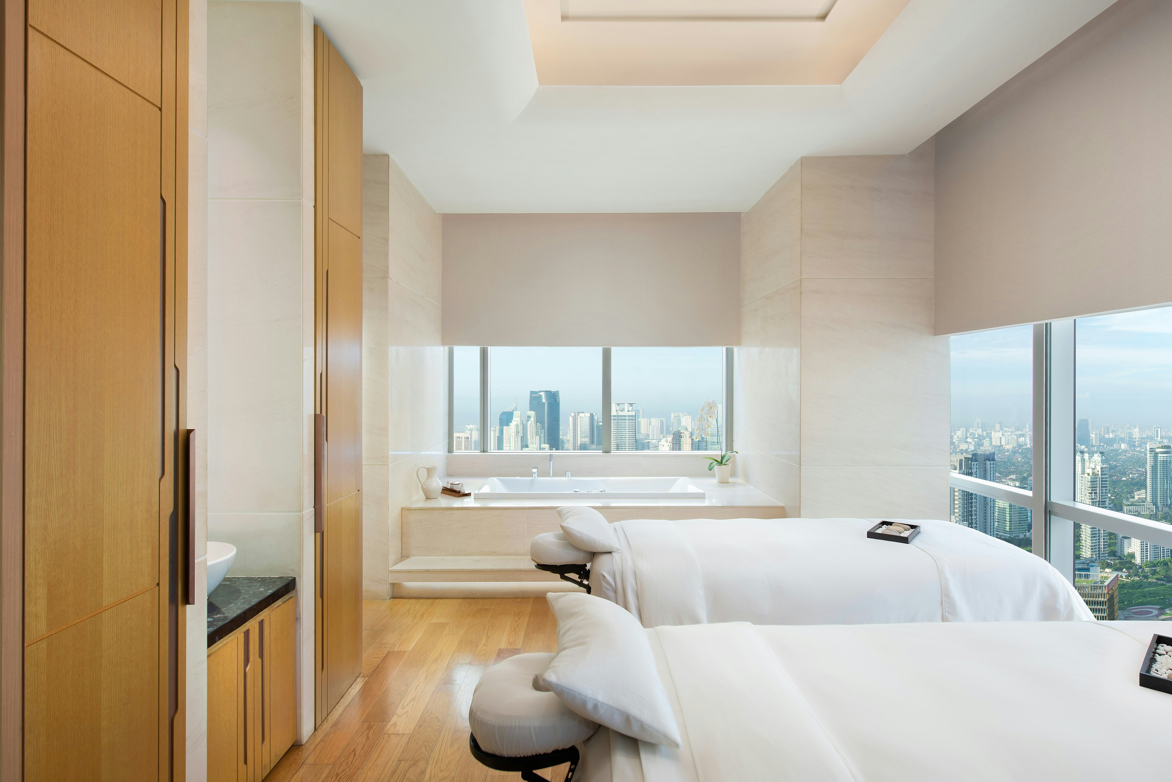 THE WESTIN JAKARTA 77/77