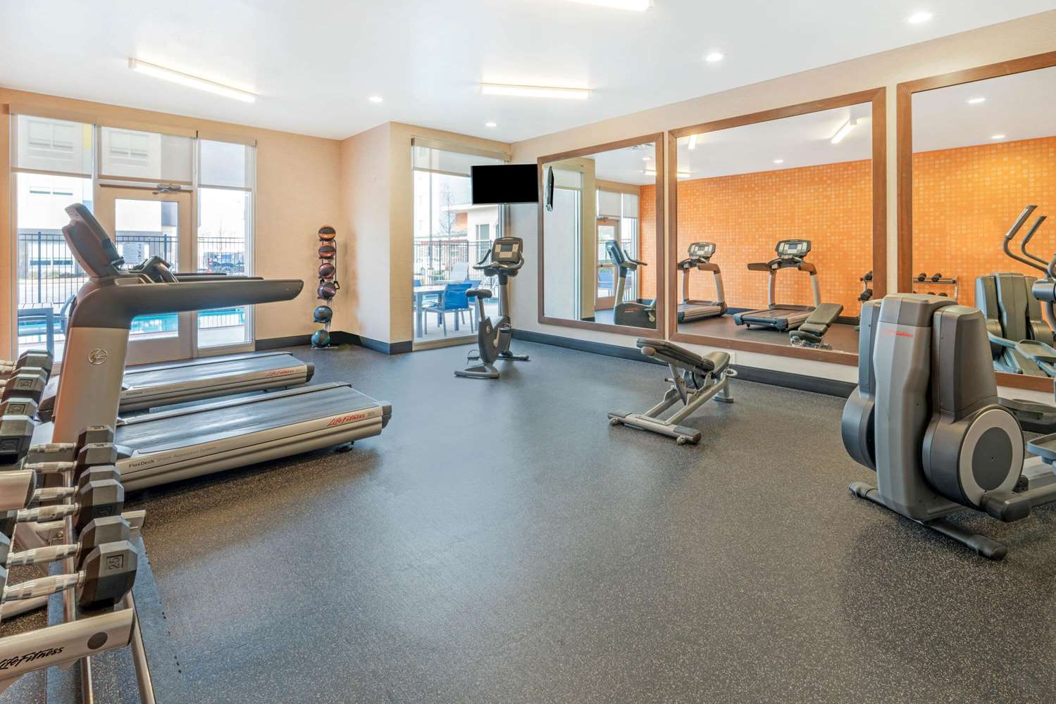 La Quinta Inn & Suites by Wyndham Oklahoma City Airport 28/50