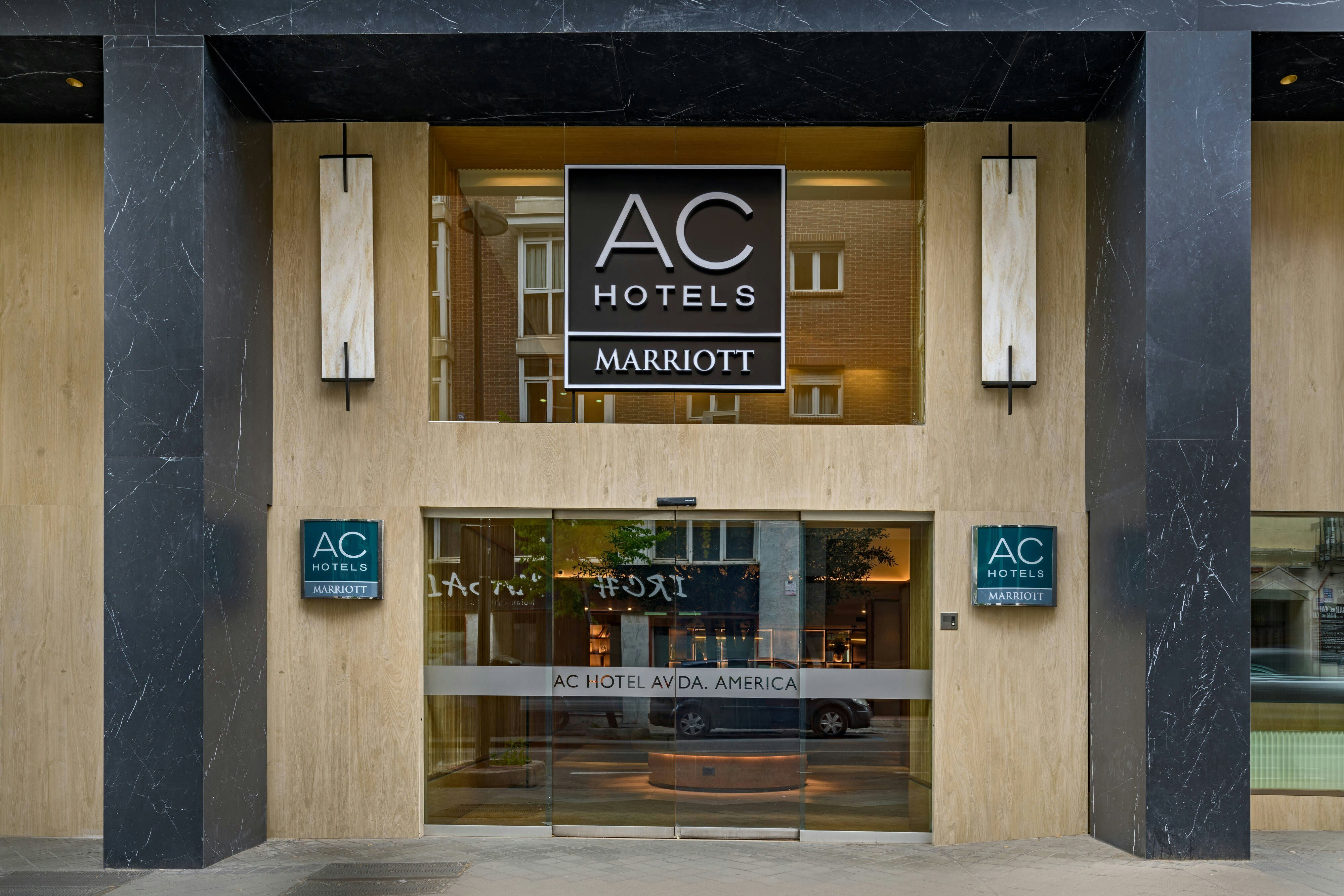 AC Hotel Avenida de America by Marriott 1/44