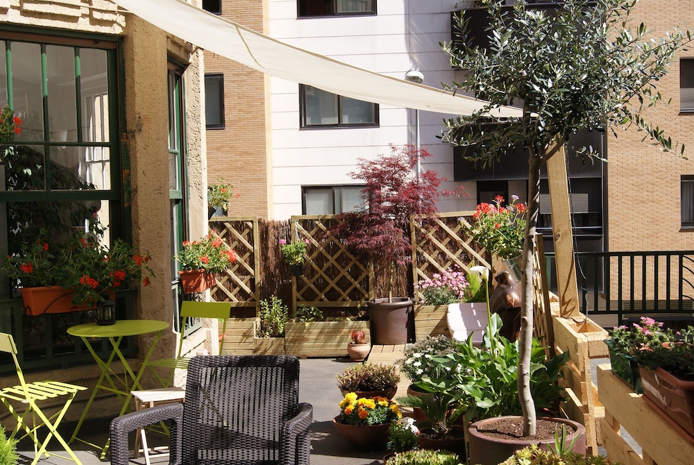 Aloha Hostel 3/33