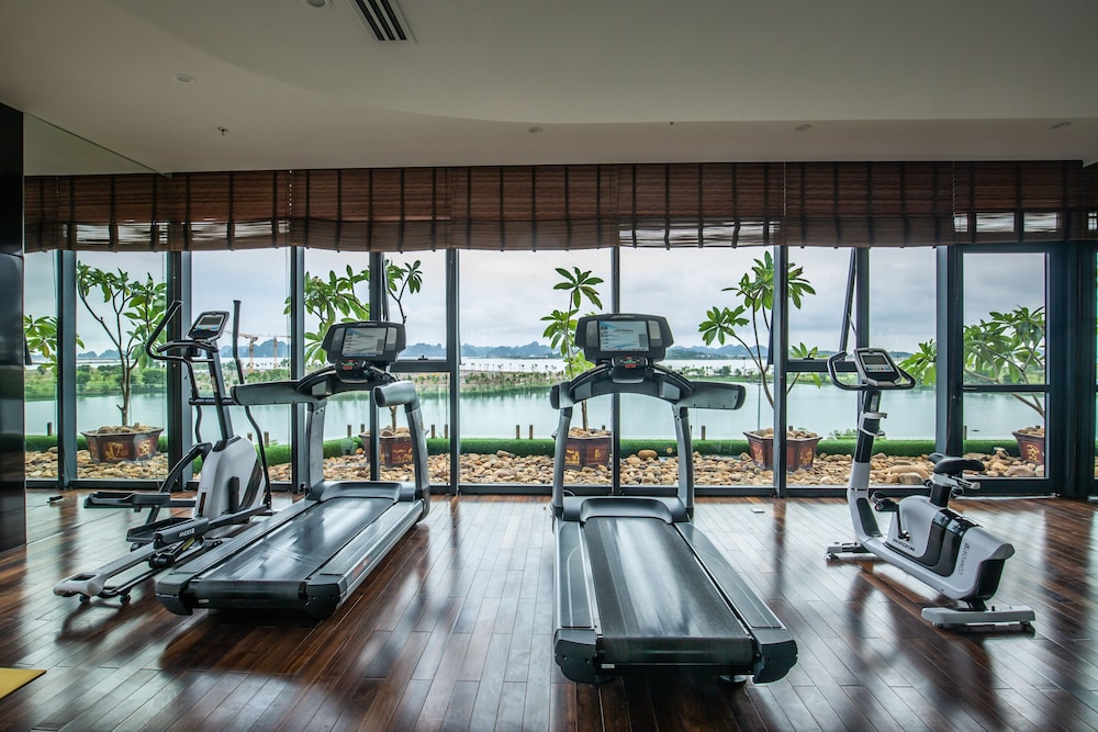Central Luxury Ha Long Hotel 38/72