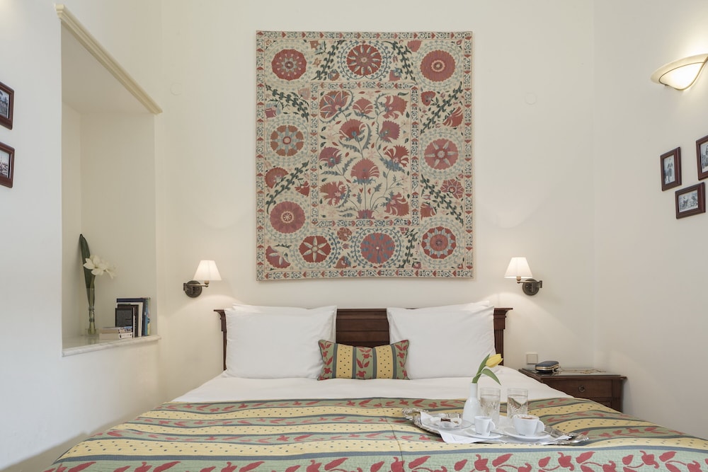 Casa Delfino Suites 38/93