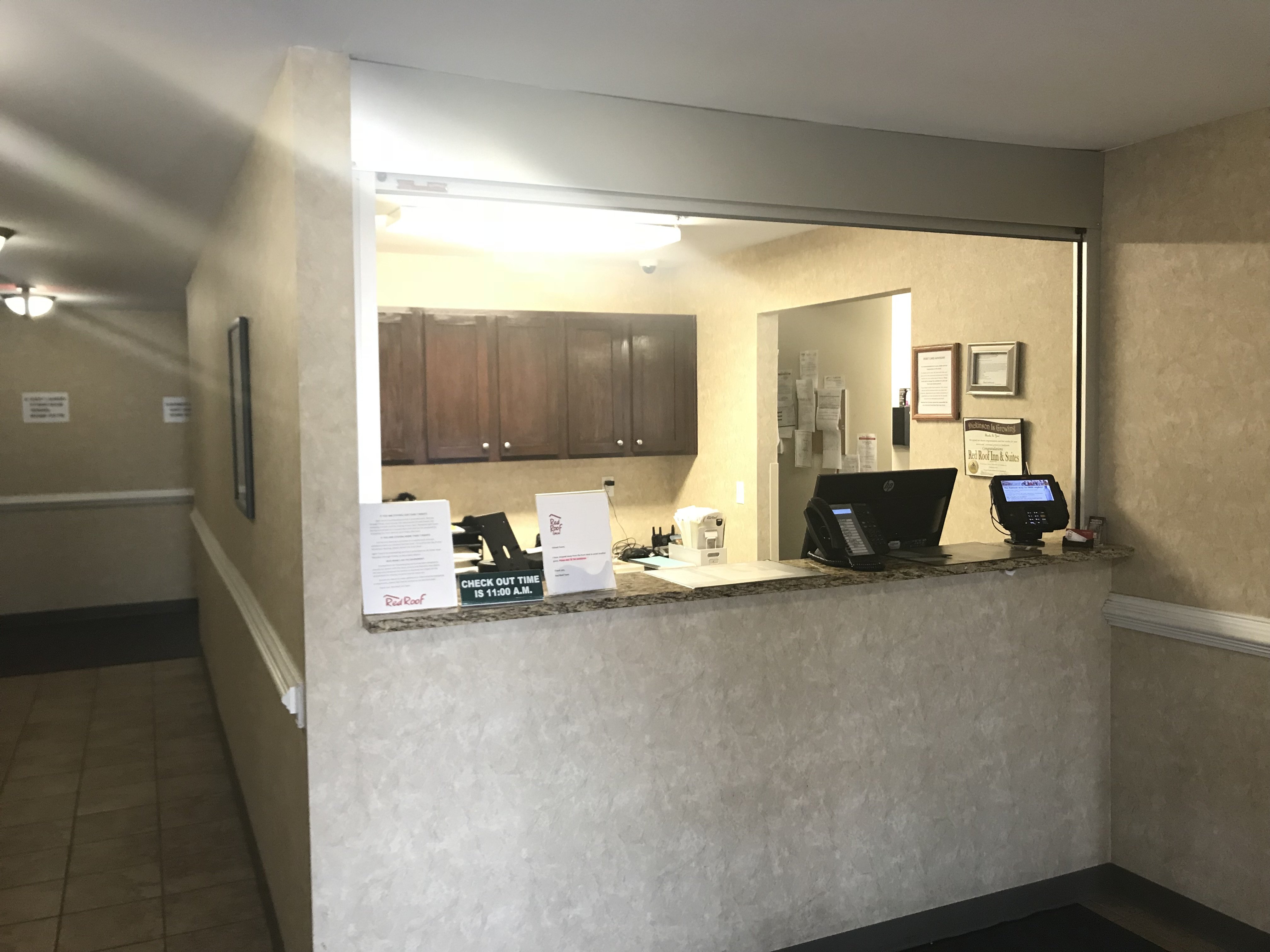 Red Roof Inn And Suites Dickinson 8/39