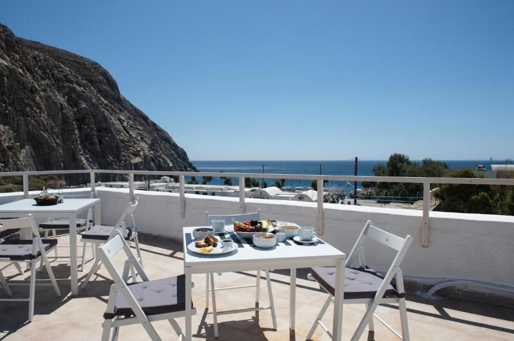 Sagma Rooms Santorini 35/60
