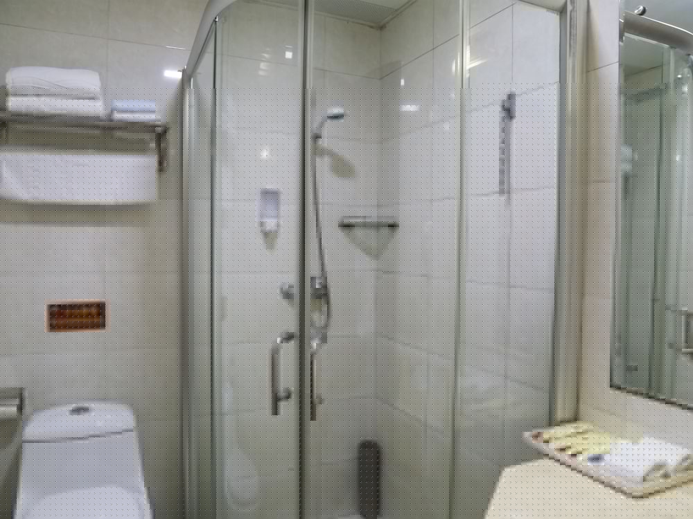 Pazhou Hotel 18/71