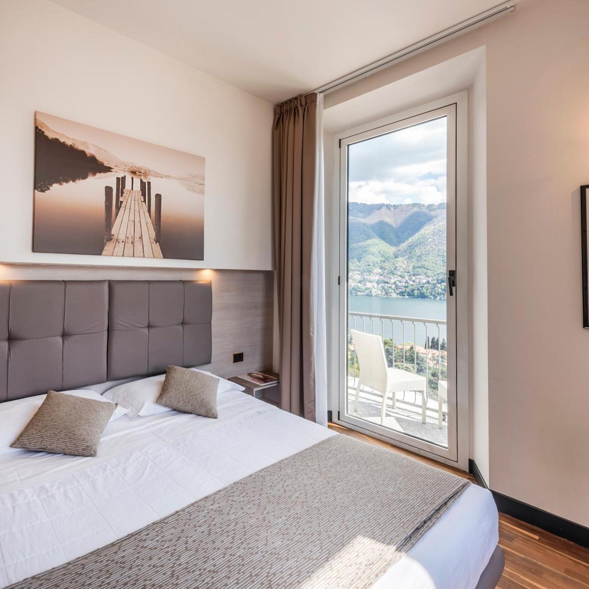 Room, Double Bed, Lake View, Balcony