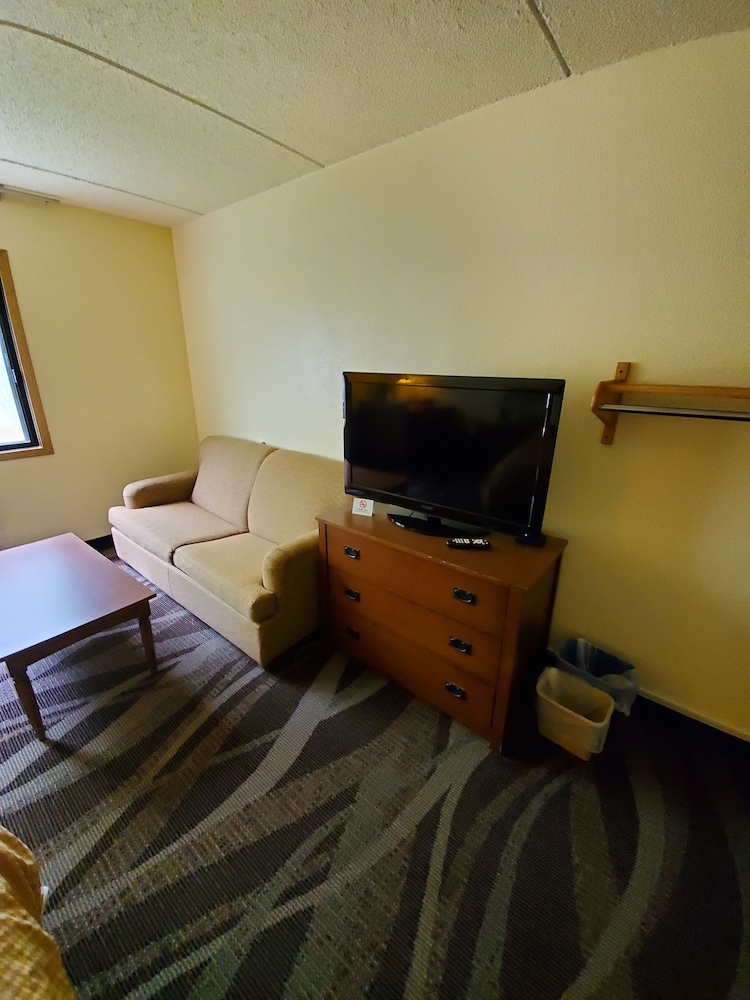 Boarders Inn & Suites Ripon 3/58