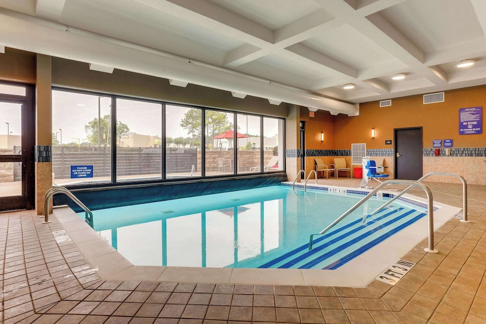 Drury Inn and Suites Birmingham Lakeshore Drive 27/50