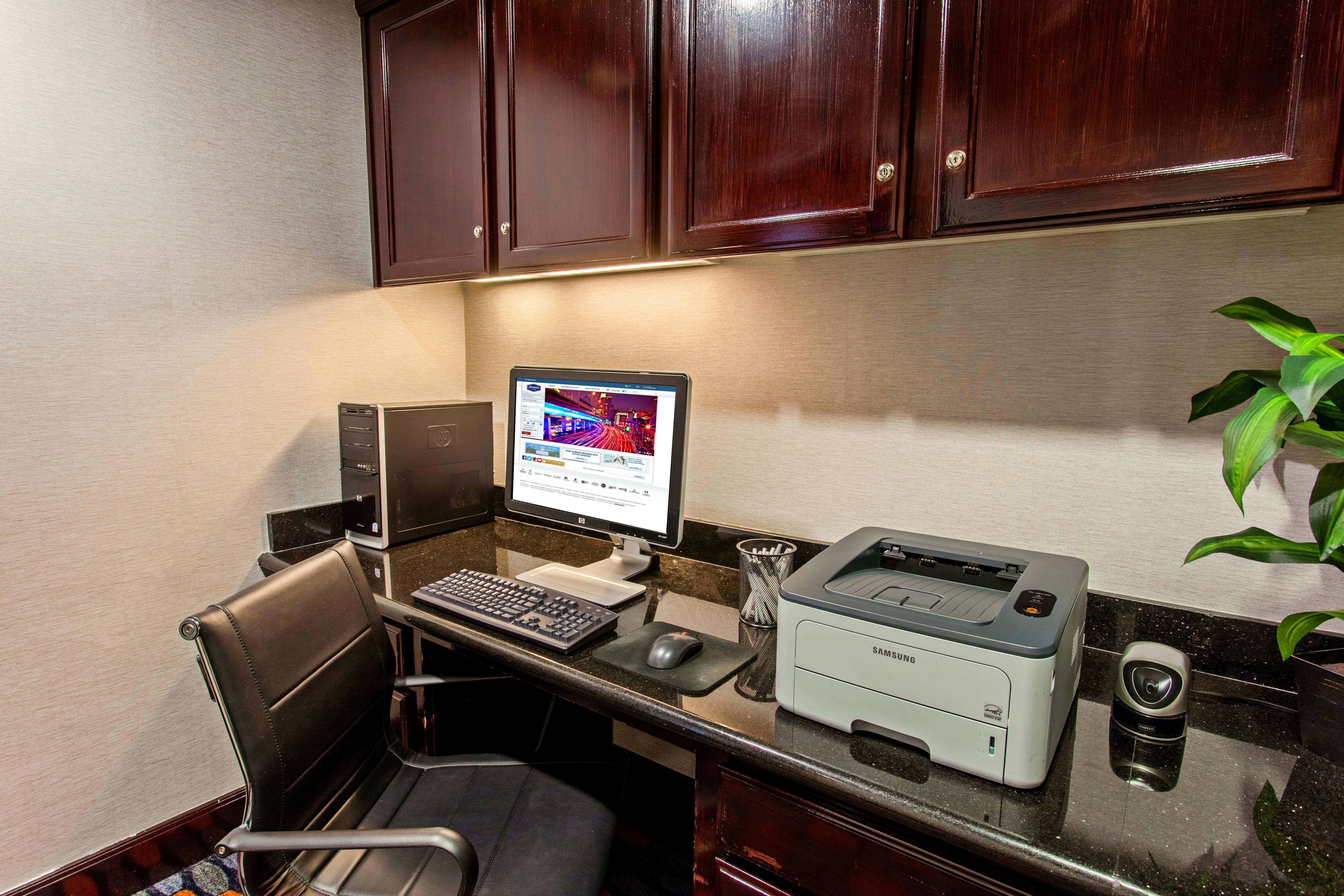 Hampton Inn Suites Merced 21/28