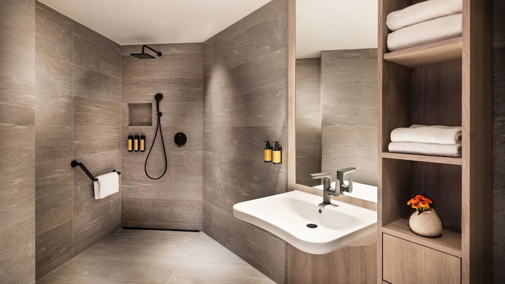 Kennedy 89 Hotel Frankfurt - The Unbound Collection by Hyatt 49/49