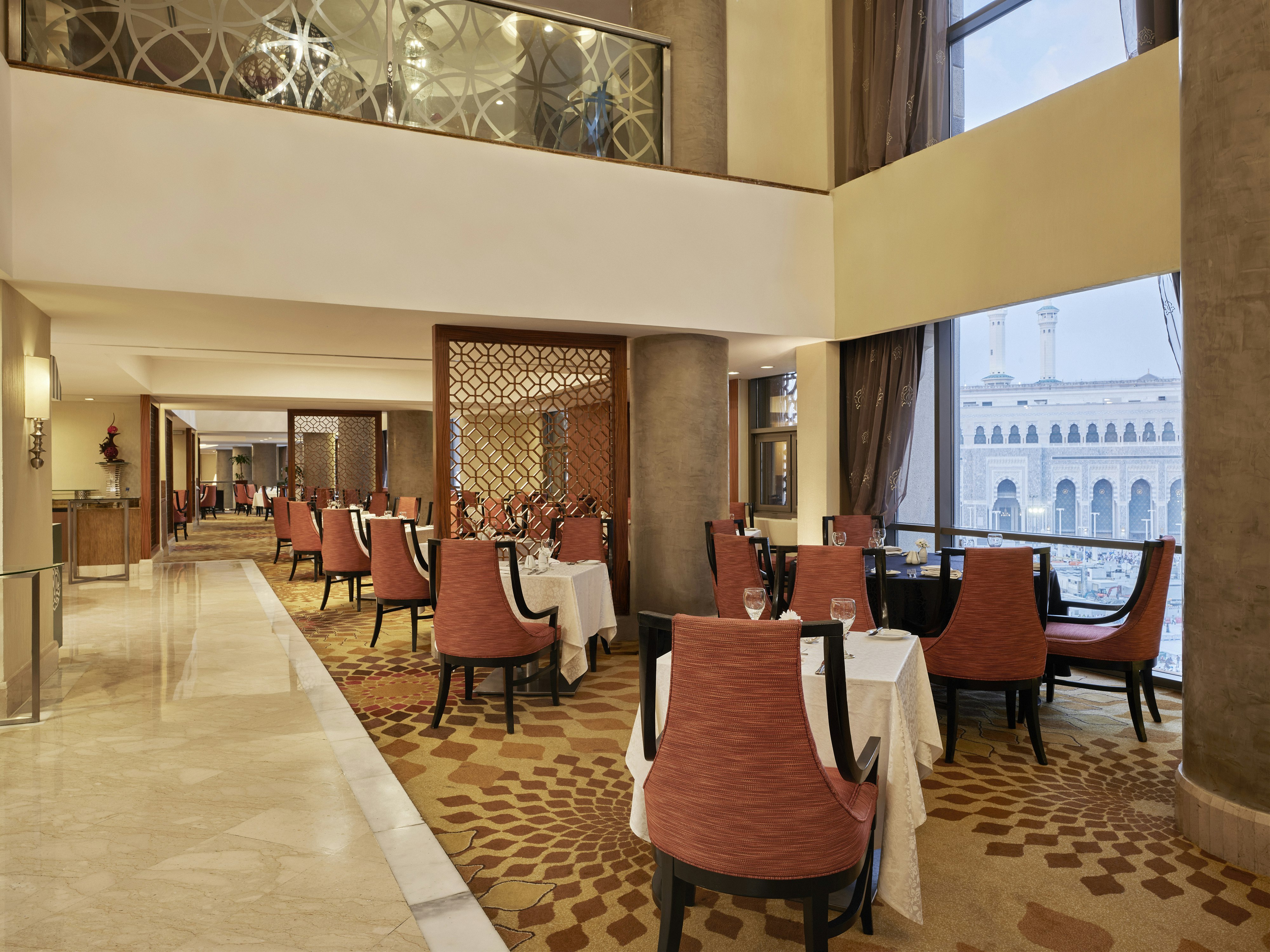 أجنحة هيلتون مكة(Hilton Suites Jabal Omar Makkah) 19/35