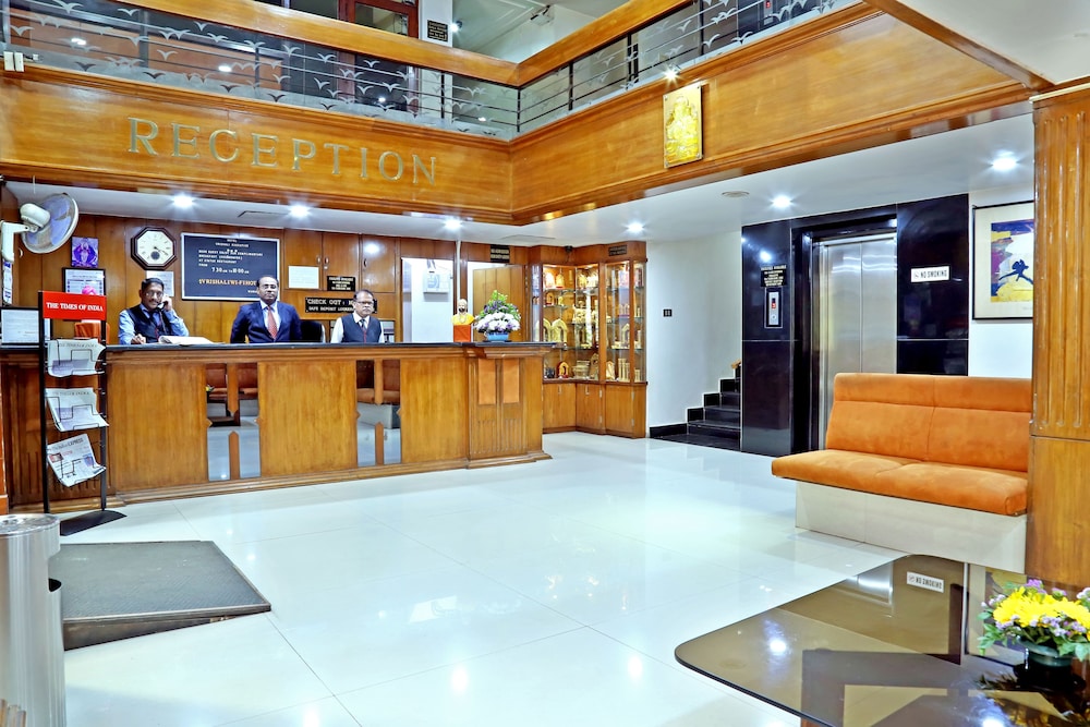 Hotel Vrishali Executive 6/61