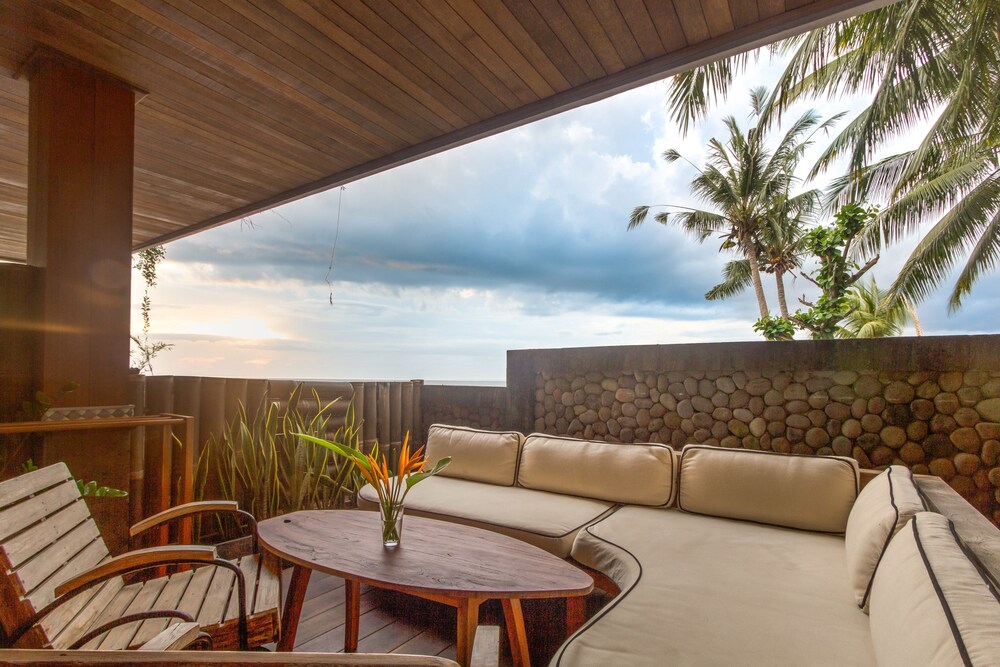 Bombora Medewi Wavelodge 4/66