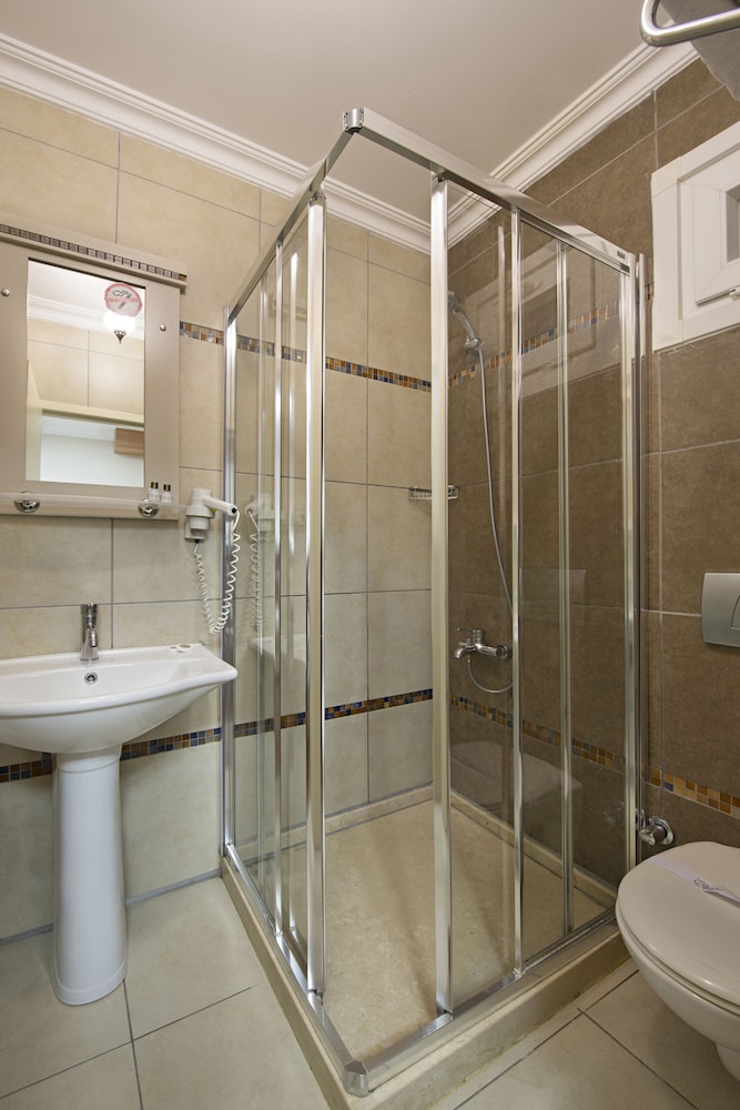Evsen Hotel Adults Only 26/68