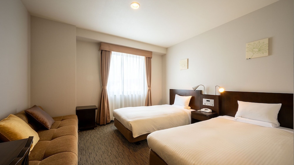 Jr-East Hotel Mets Fukushima 20/47