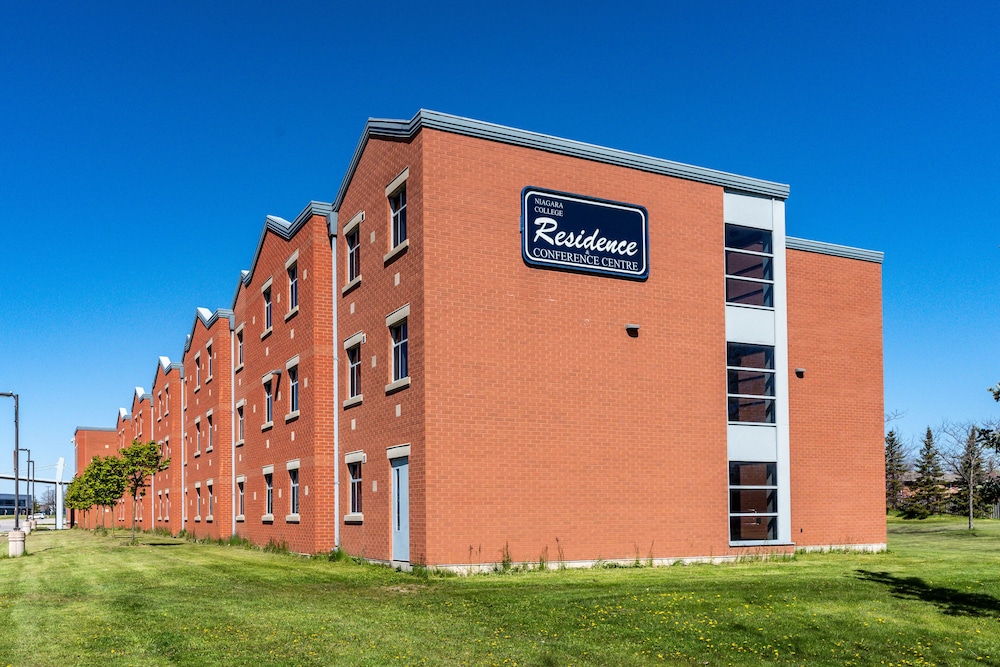 Residence & Conference Centre - Welland 3/50