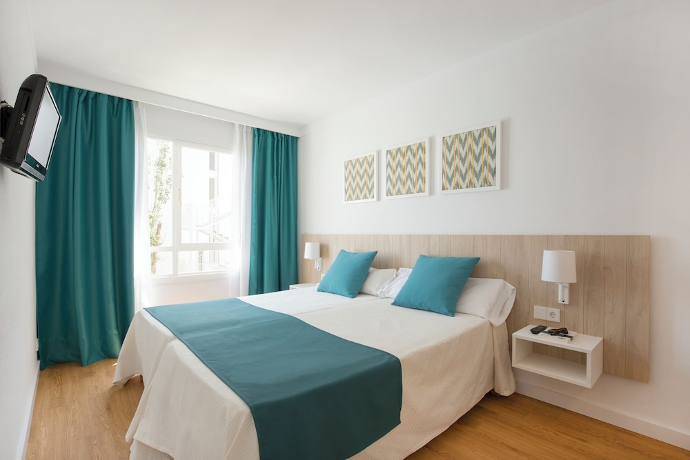 1 BEDROOM, APARTMENT