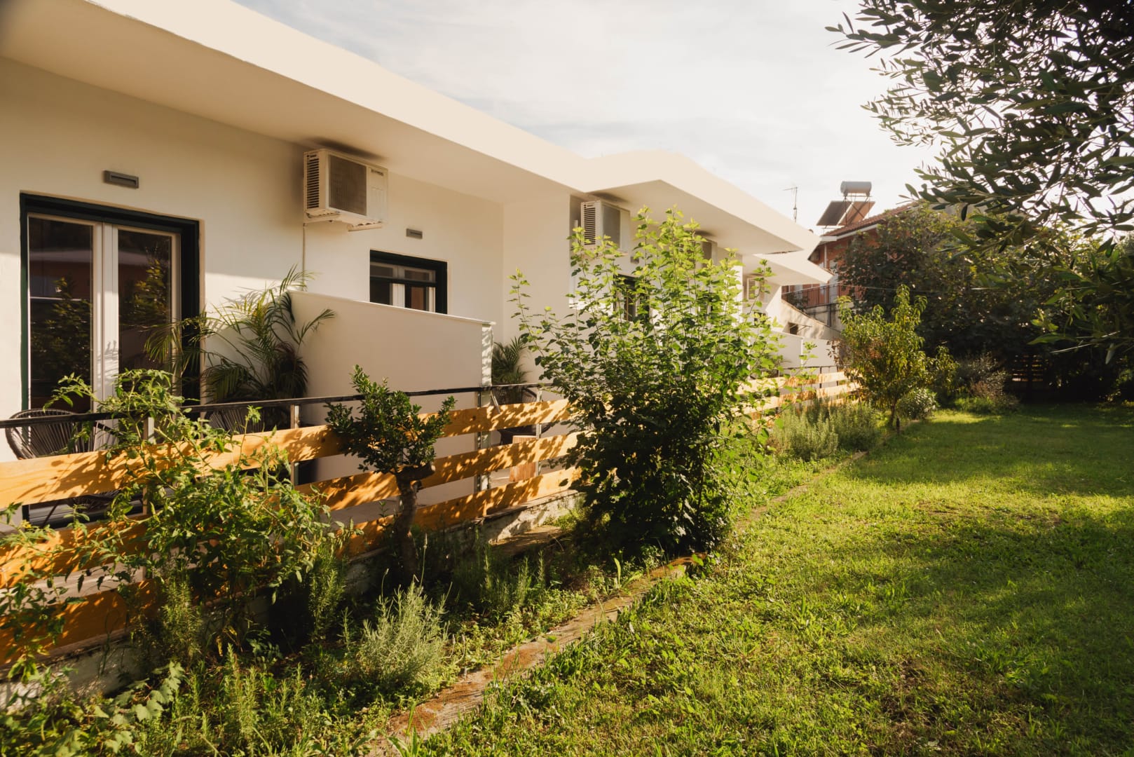 Olive Grove Suites Boutique Hotel 46/50