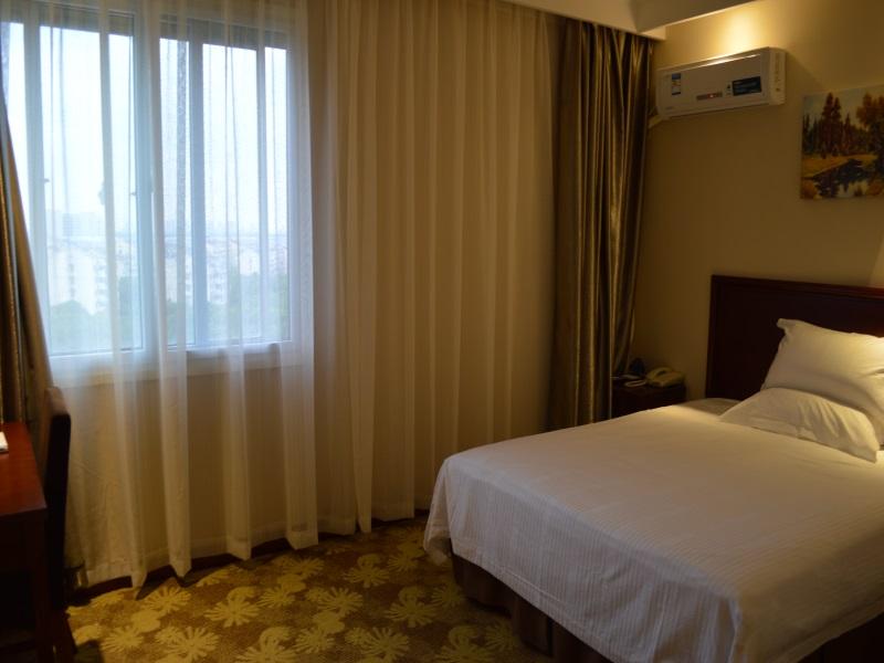 GreenTree Inn Anhui Hefei South High-speed Rail Station Fanhua Avenue Haiheng Express Hotel 18/46