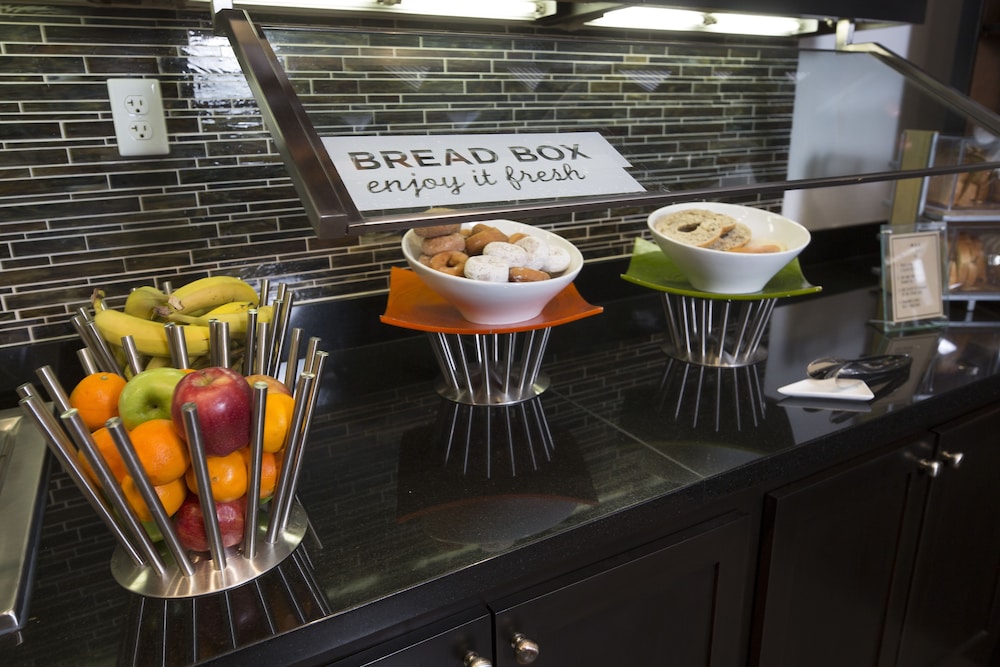 Hyatt Place Dallas/Plano 13/28