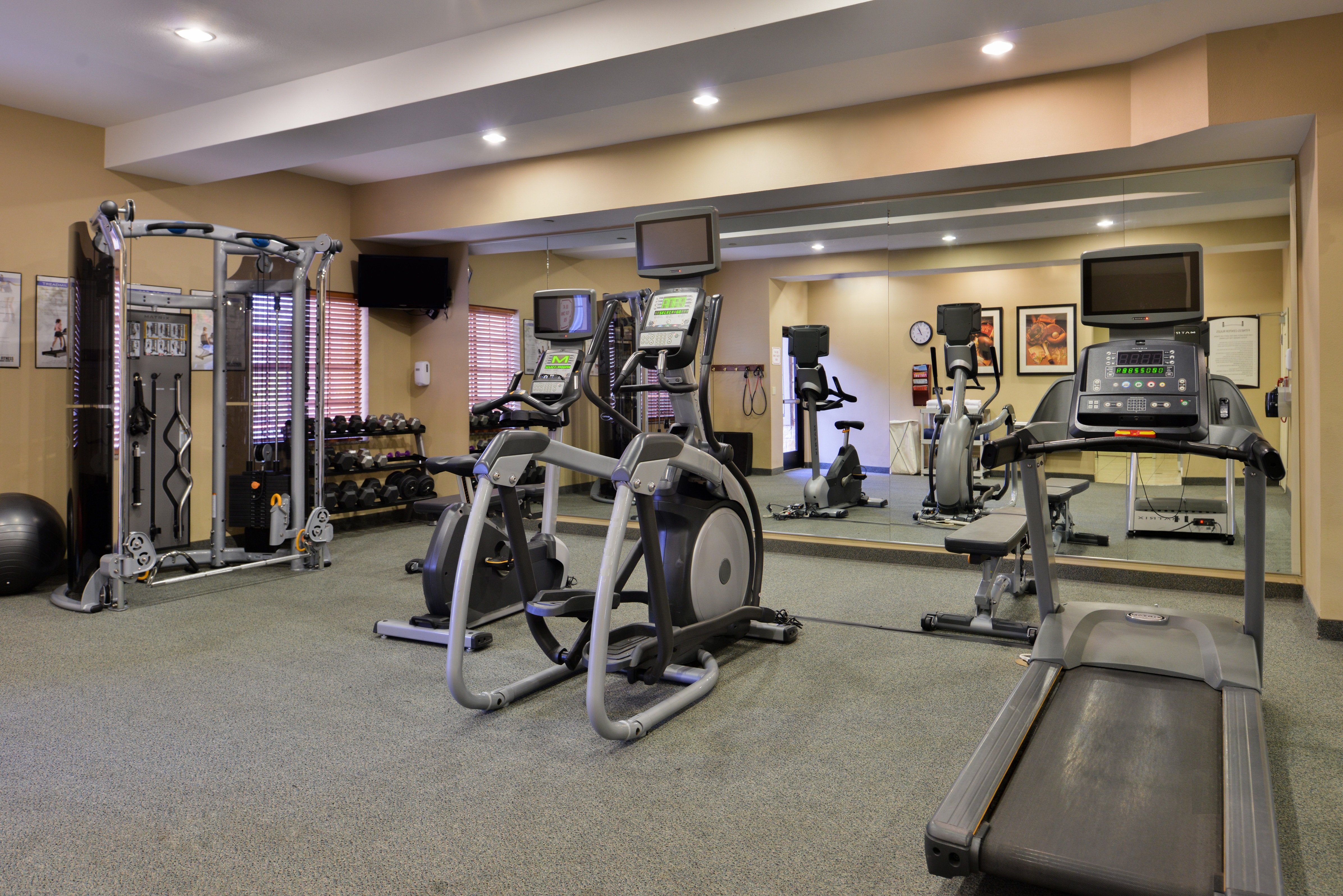 Staybridge Suites Oklahoma City 32/74