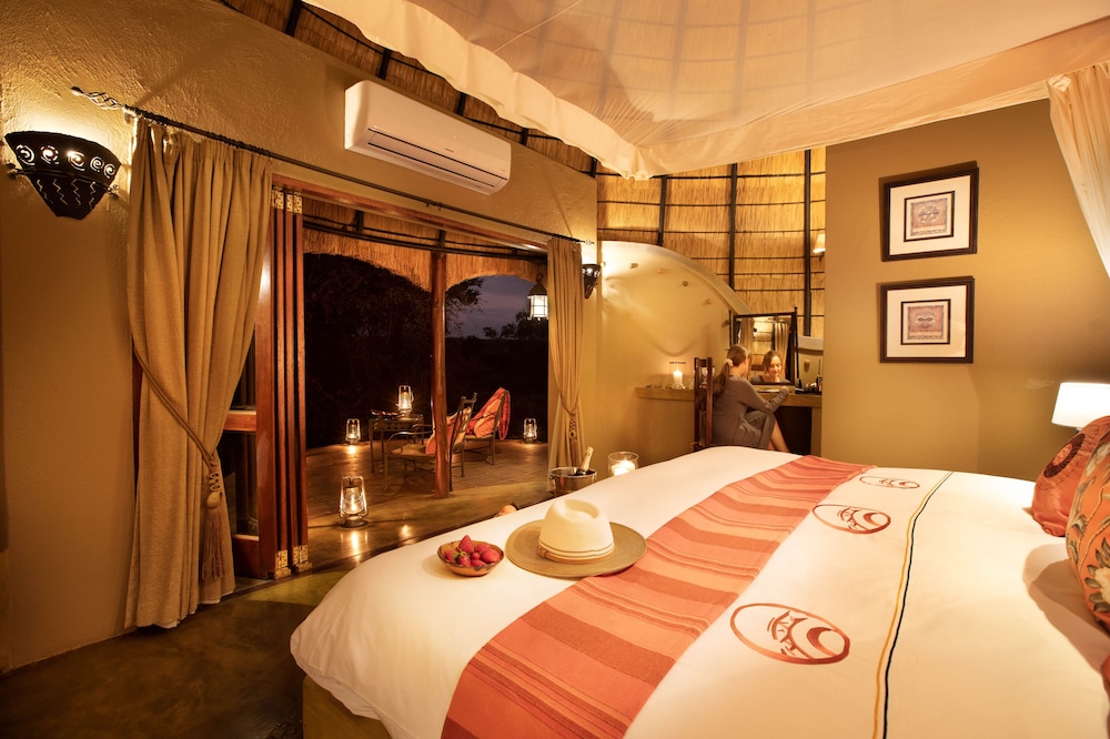 Hoyo-Hoyo Tsonga Lodge 32/68