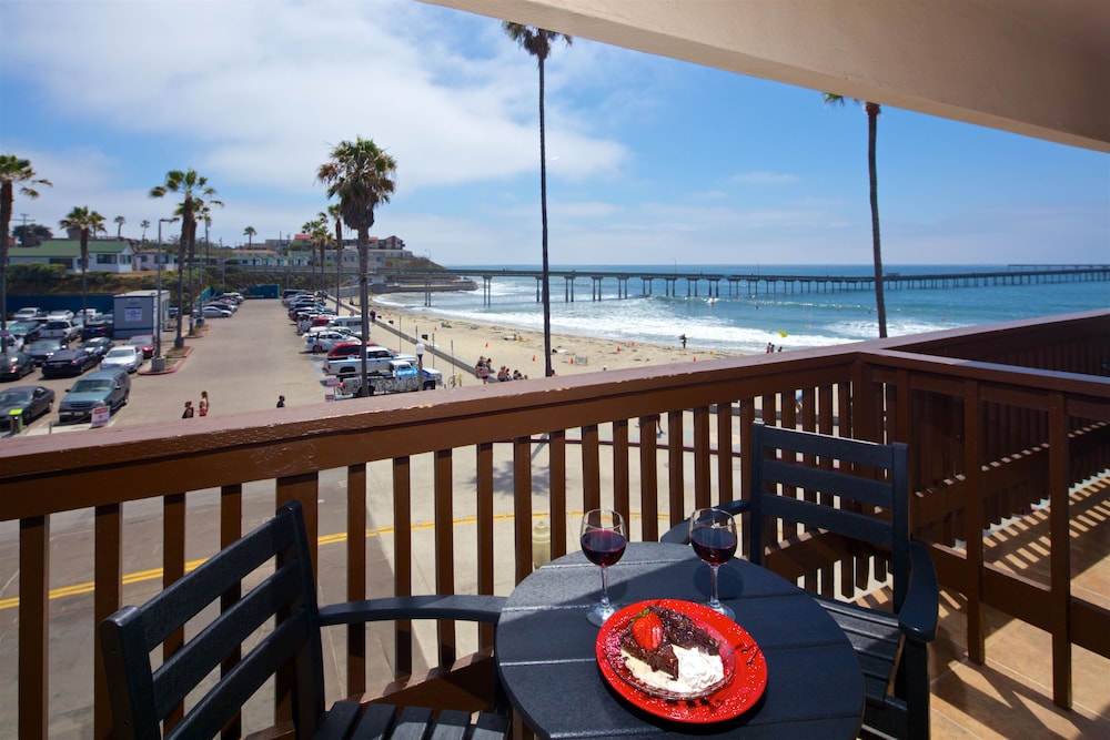 Ocean Beach Hotel 38/69