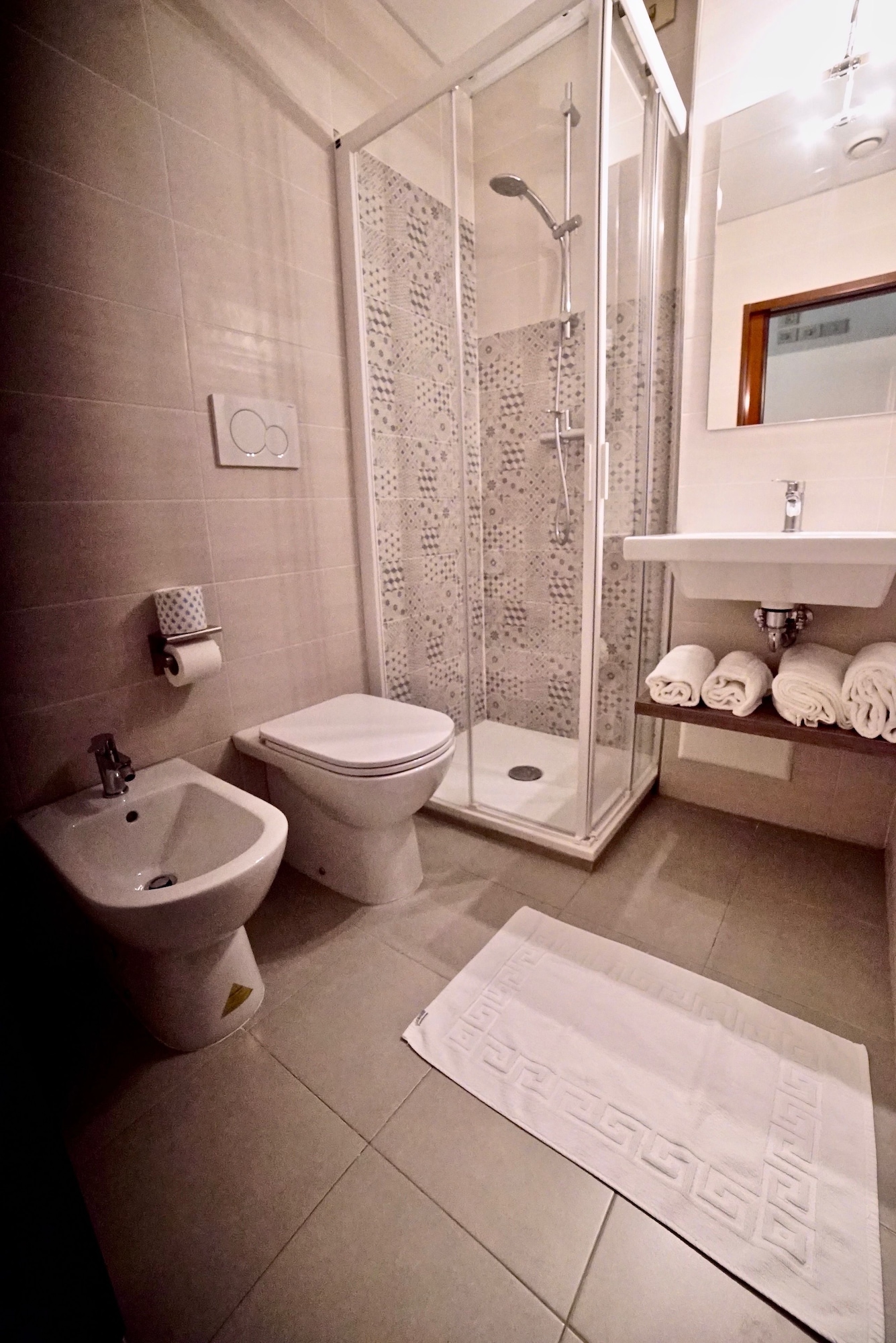 غرفة عائلية بسريرين مزدوجين بغرفة نوم واحدة، Hotel Centrale 7/7