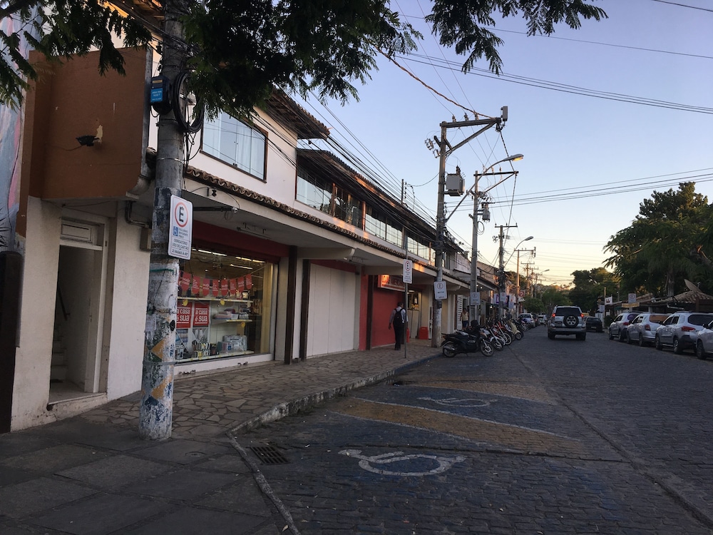 Pousada Buzios Maui 49/51