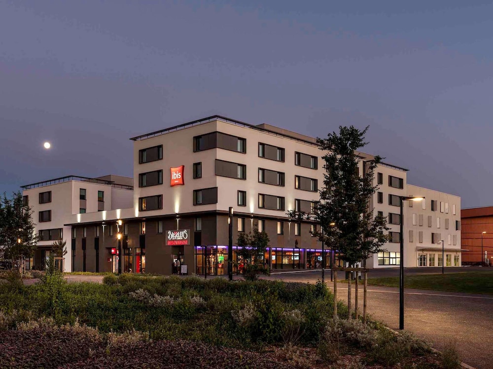 Ibis Saint-Quentin-En-Yvelines Velodrome 4/75